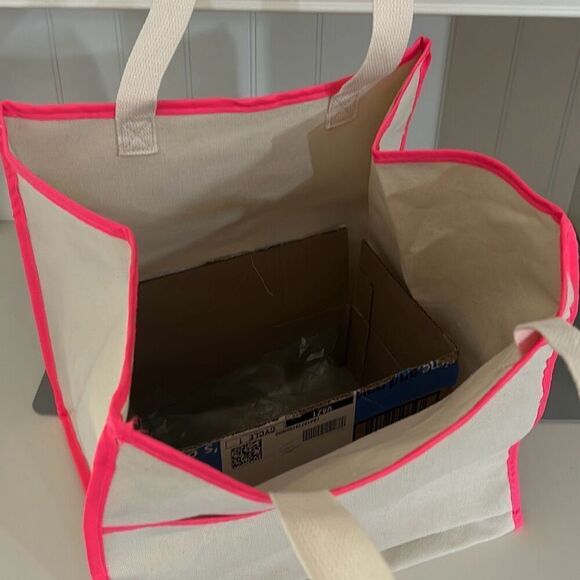 MACYS Canvas Tote Bag NWOT - Picture 4 of 4